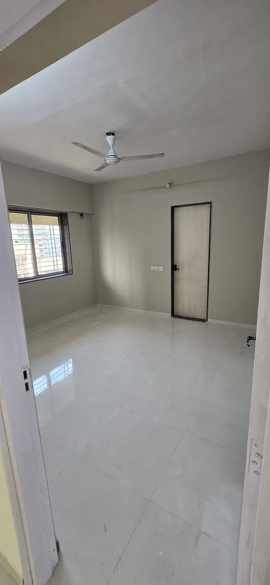 3 BHK Flat for Rent in Shah Arcade III Malad east, Malad East